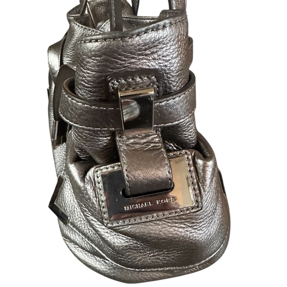 Michael Kors Beverly Large Leather Metallic Pewter Satchel - Picture 5 of 15